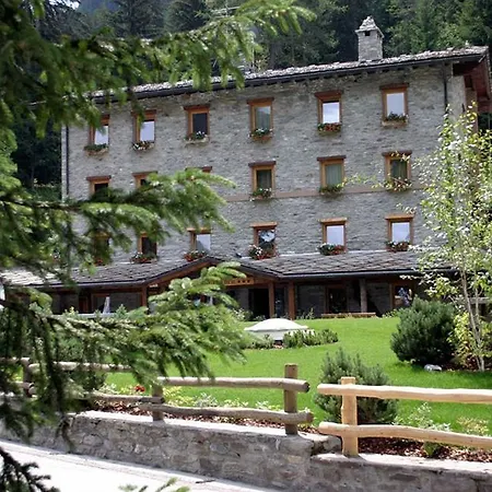 Eden Hotel 4*