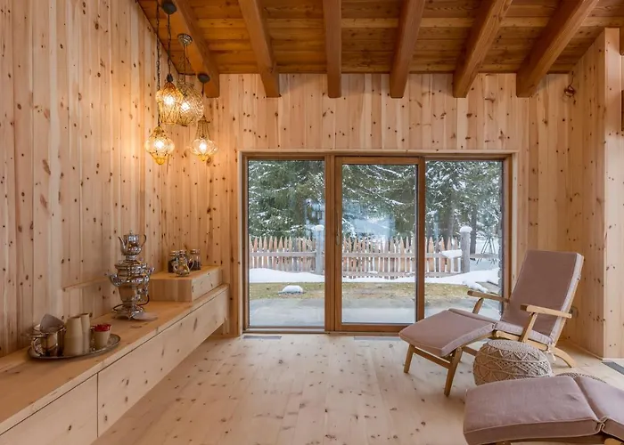 Eden Eco Hotel, Restaurant & Wellness 4* 라튈르