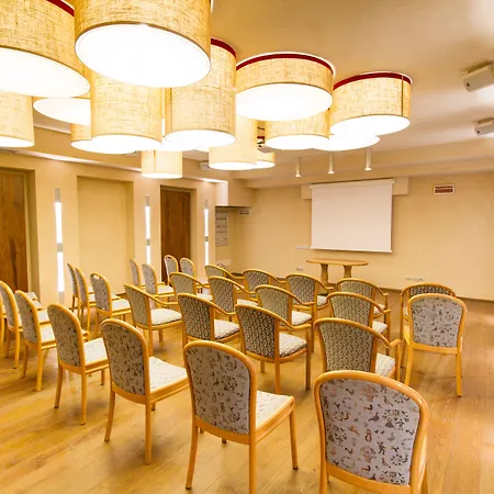 Eden Eco Hotel, Restaurant & Wellness Ξενοδοχείο 4*
