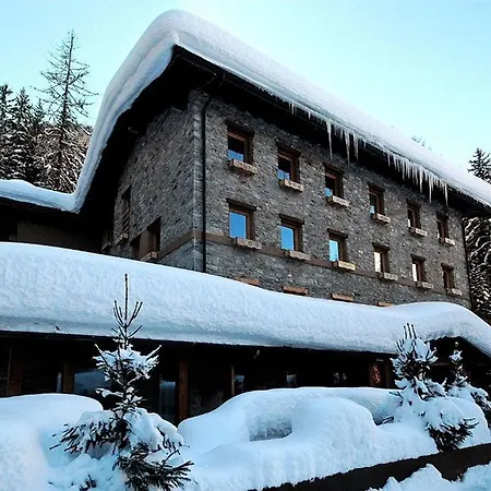 Eden Eco Hotel, Restaurant & Wellness 4*