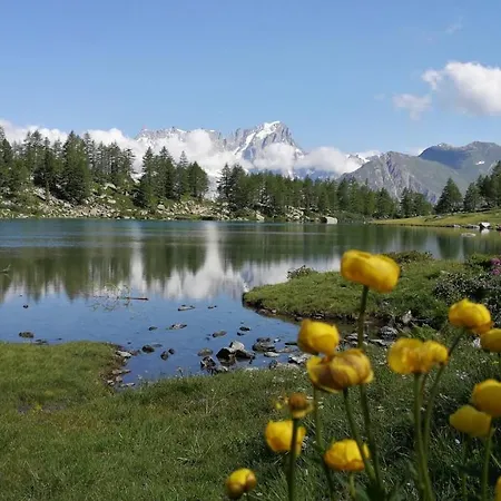 Eden Eco Hotel, Restaurant & Wellness Ξενοδοχείο La Thuile