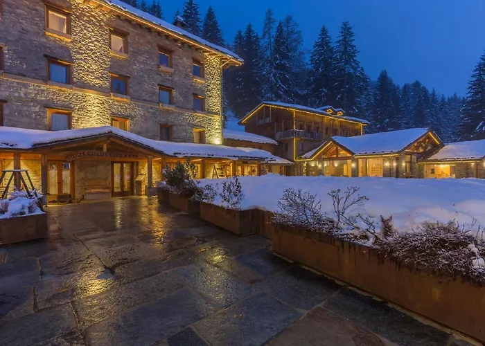 Eden Eco Hotel, Restaurant & Wellness 4*