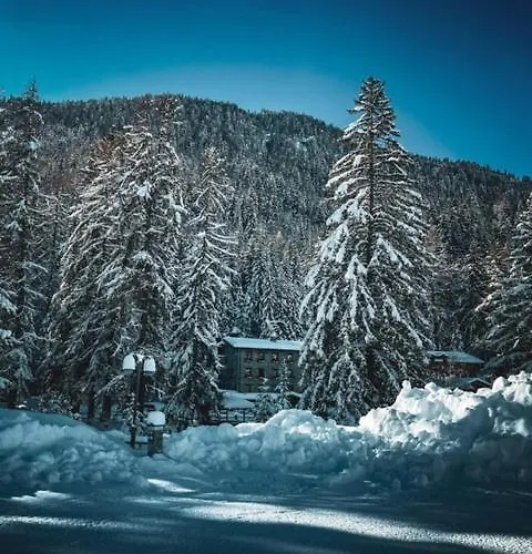 Eden Eco Hotel, Restaurant & Wellness Hotel 4*